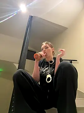 MilenaLuxury live sex cam