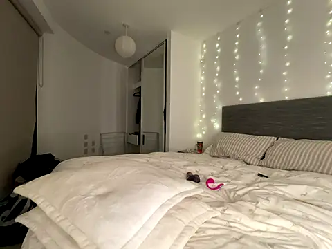 Laceyvipx live sex cam