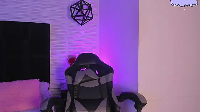 Melody_Black_'s cam snapshot