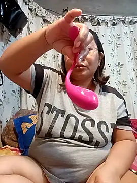 hotchubbyasian88's cam snapshot