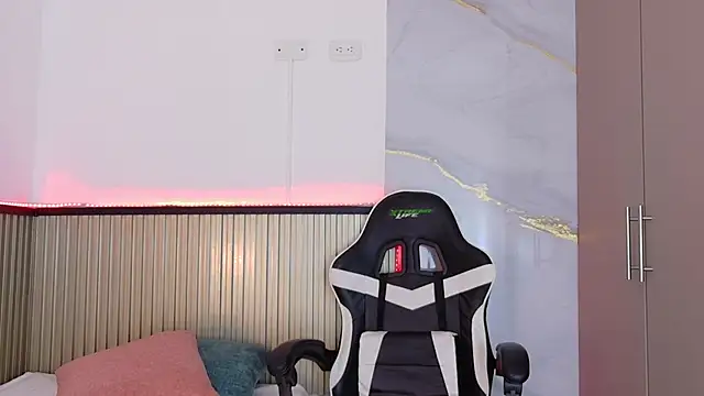 Sammy_Lovee's cam snapshot