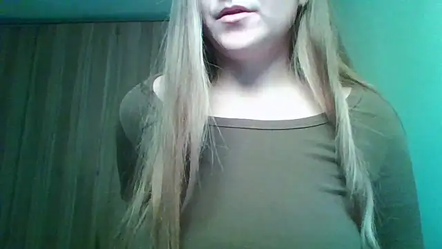 Evasapples's cam snapshot