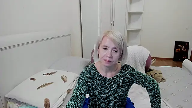 aminalive's cam snapshot