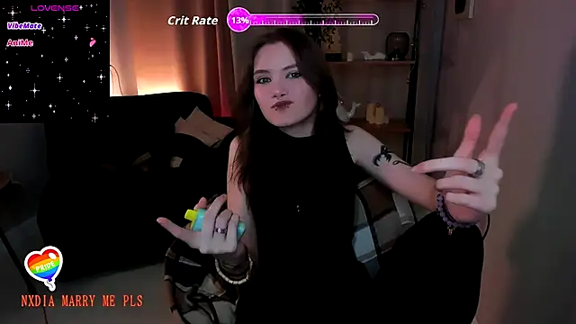 Dilara_xBaby's cam snapshot