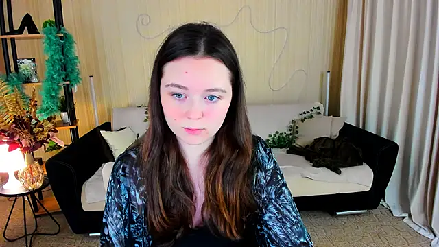 AlluringLookk's cam snapshot