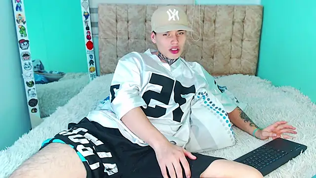 _justinmoon2 live sex cam