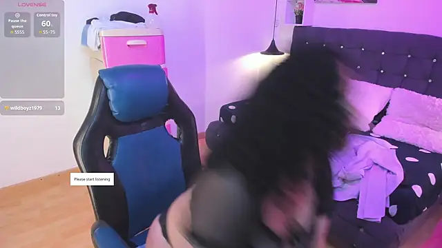 Aliciia_cute1's cam snapshot