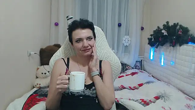 AvaSaturnian's cam snapshot