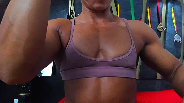 Khloe_Rossich's cam snapshot