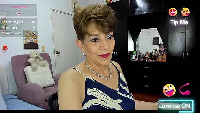 Angelina_Stone_65's cam snapshot