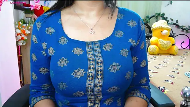 thyAnvi live sex cam