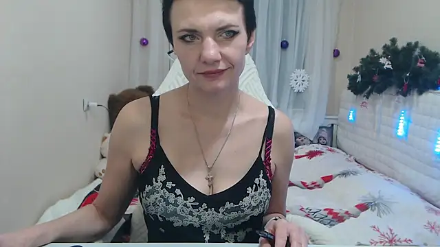 AvaSaturnian's cam snapshot