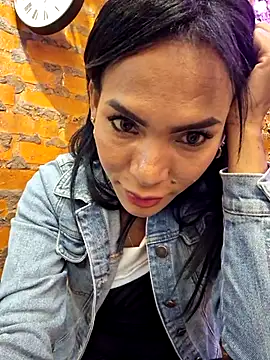 Doll_Loren's cam snapshot