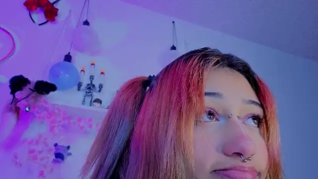 zoelight18 live sex cam