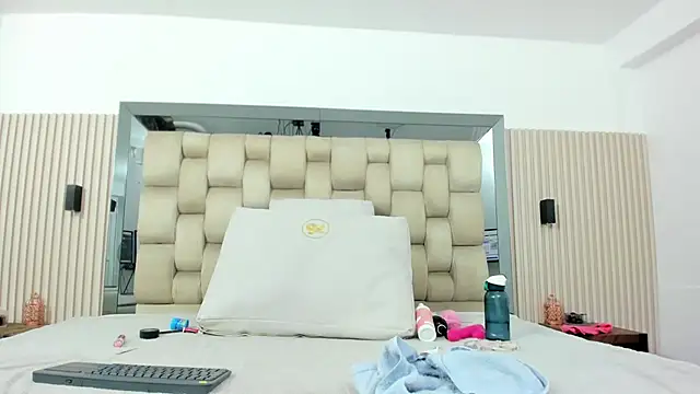 ikia_lopez_ live sex cam