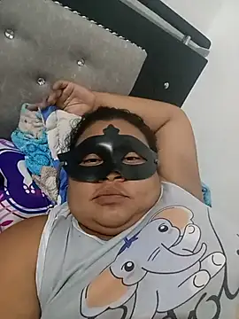 Lucky-hot-girls live sex cam