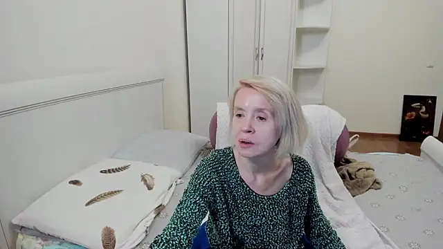 aminalive's cam snapshot