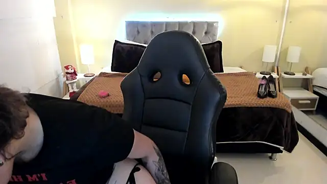 Saskia_Vellour's cam snapshot