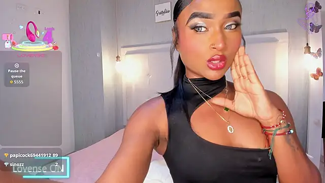 EsmeraldaNyx's cam snapshot