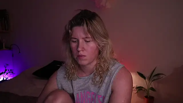 moonamii's cam snapshot