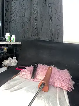 chiquimaturesexy's cam snapshot