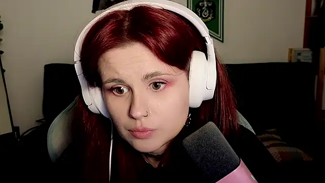 Della_Ideal's cam snapshot