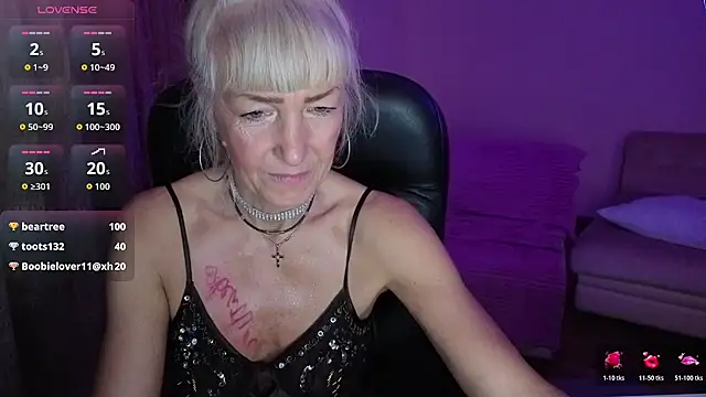 Laura_Gol's cam snapshot