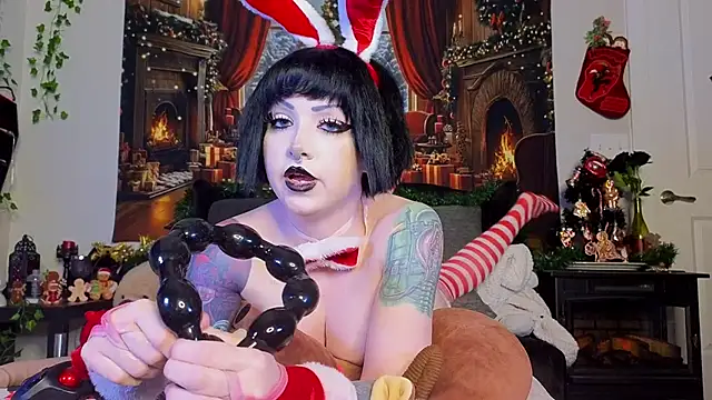 Ivey_Strigoi's cam snapshot