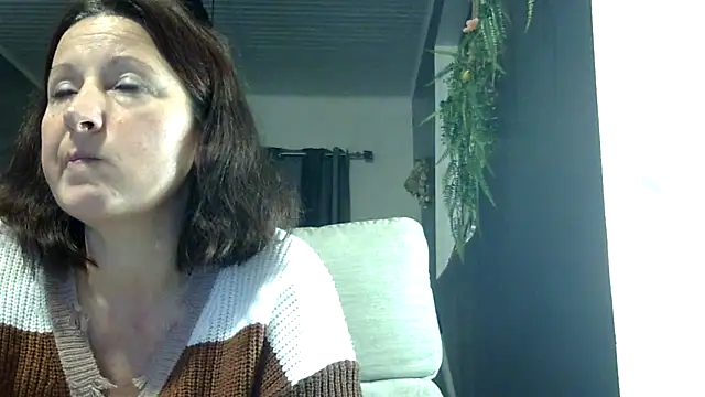 feline27's cam snapshot