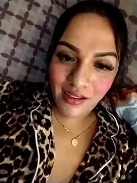 Yourbabyshane live sex cam