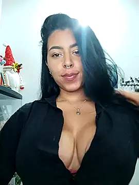 Luianna's cam snapshot