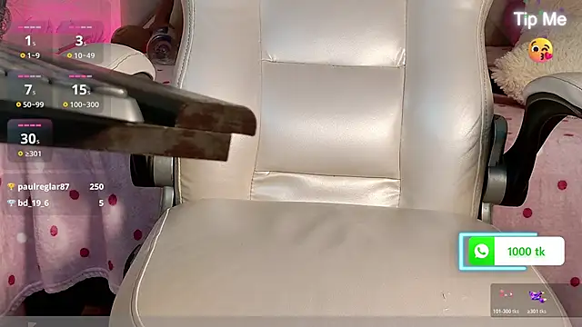 yuliana_millerr's cam snapshot