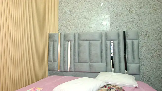 kinkyandsavage's cam snapshot