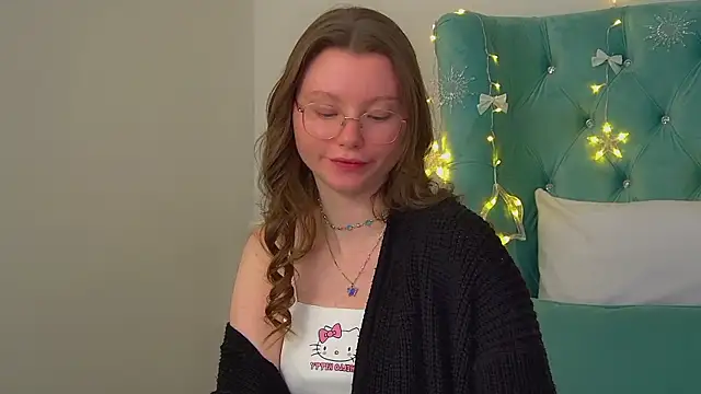 KeiraAsti's cam snapshot