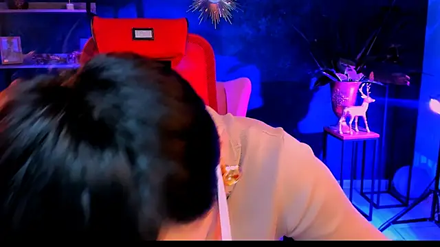 LauraDavidsons's cam snapshot