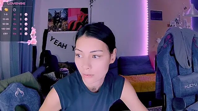 KatiKate live sex cam