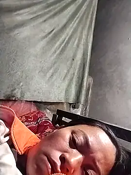 AlilaK2's cam snapshot