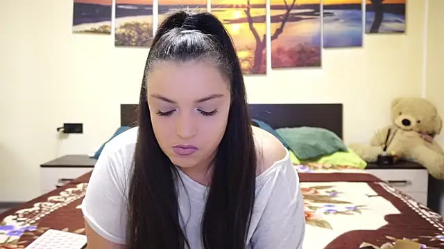 adelline's cam snapshot