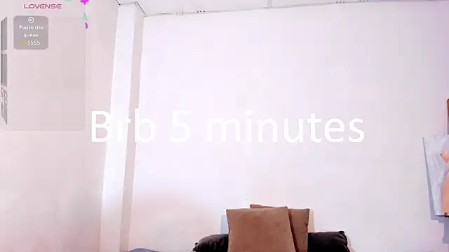 Lia_Rousse0's cam snapshot