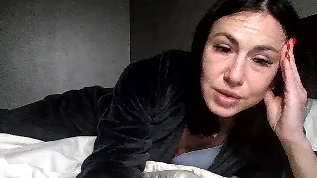 JulianaGold1's cam snapshot