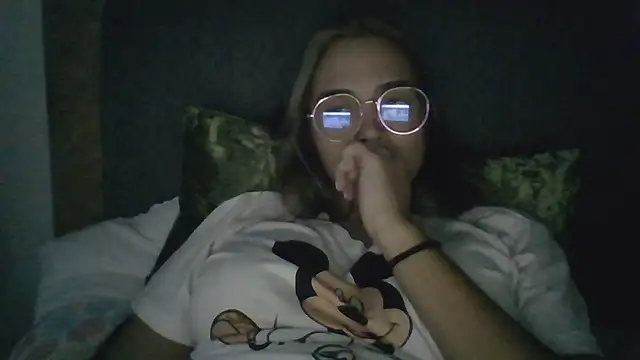 trianabell's cam snapshot