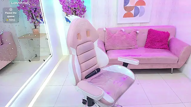 Tiara_rr's cam snapshot