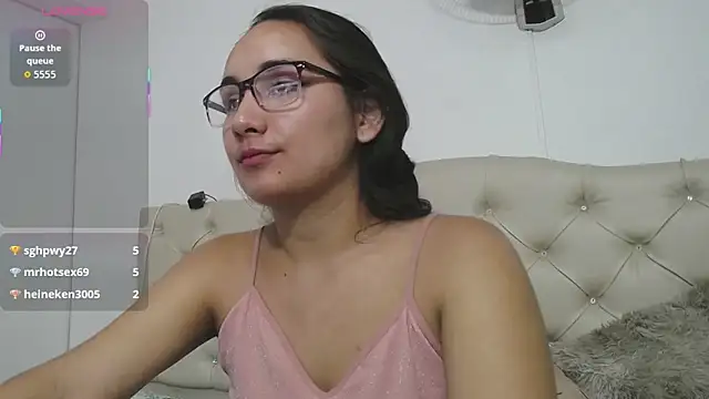 Maylin_horny19's cam snapshot