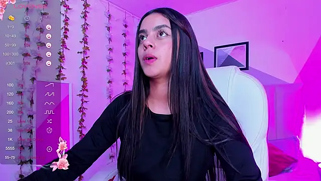 Bella_walker_'s cam snapshot