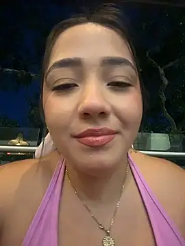 Hannahpradaa_'s cam snapshot