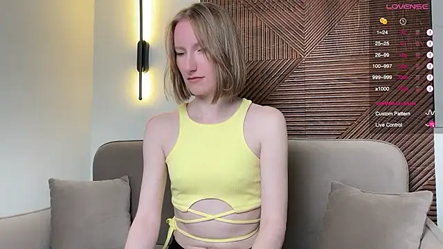 MonikaBos's cam snapshot