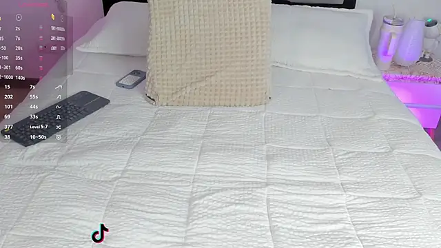 veronica_taylor1's cam snapshot