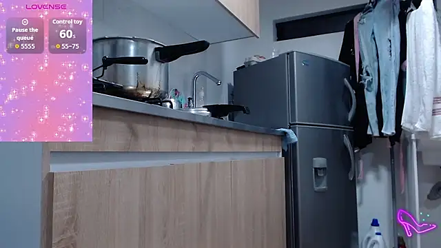 AllysonStonne live sex cam