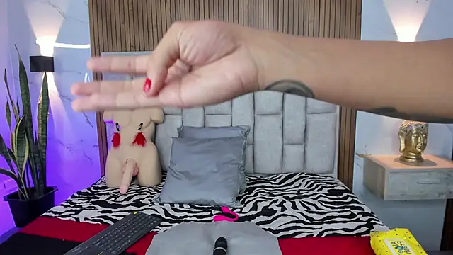 Sassha_ferrer's cam snapshot