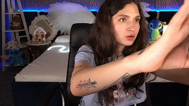 BabyFlowerr's cam snapshot